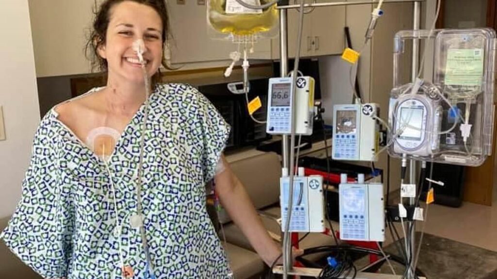 Woman Given Hours To Live After Stomach Ache Explains How She Survived