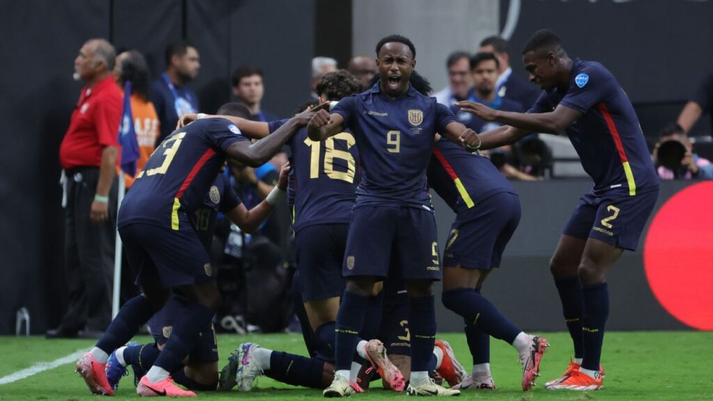 Can Ecuador spoil Argentina's Copa America party?